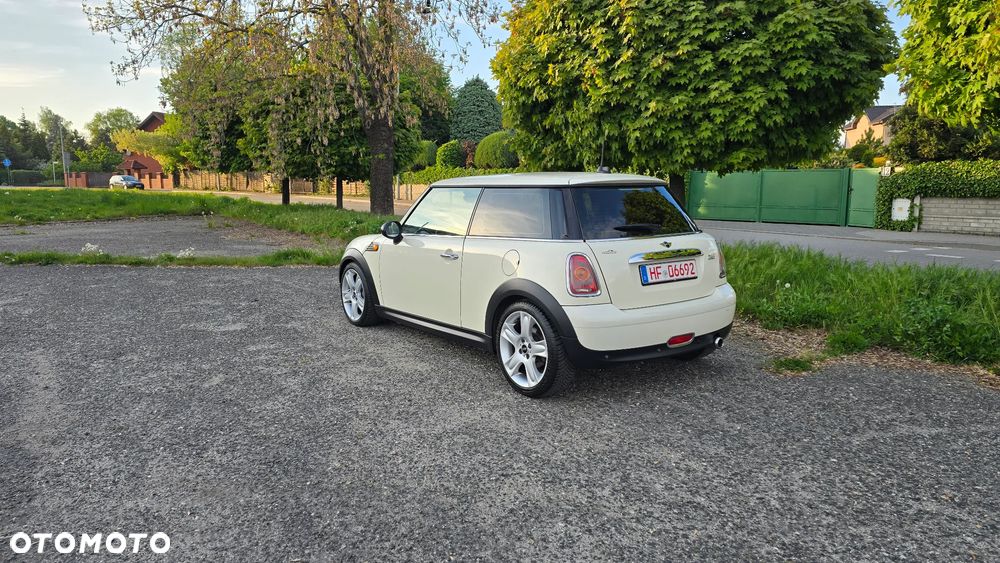 MINI ONE - 37