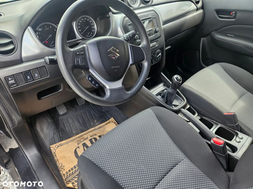 Suzuki Vitara 1.6 (4x2) Comfort - 24