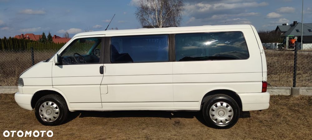 Volkswagen Caravelle - 18