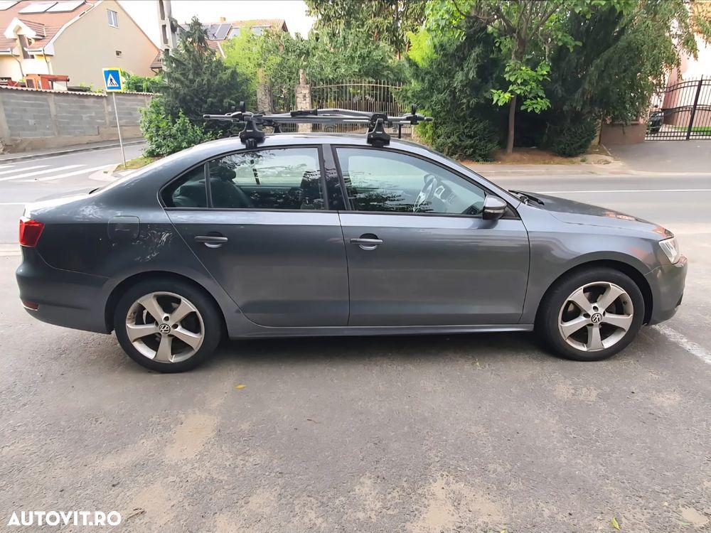 Volkswagen Jetta 1.6 TDI CR DPF Highline - 1