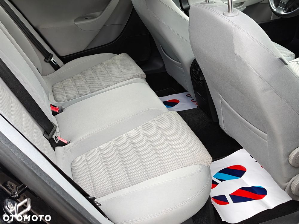 Volkswagen Passat Variant 2.0 TSI Comfortline - 8