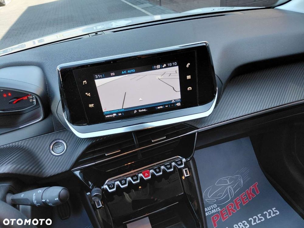 Peugeot 208 - 20