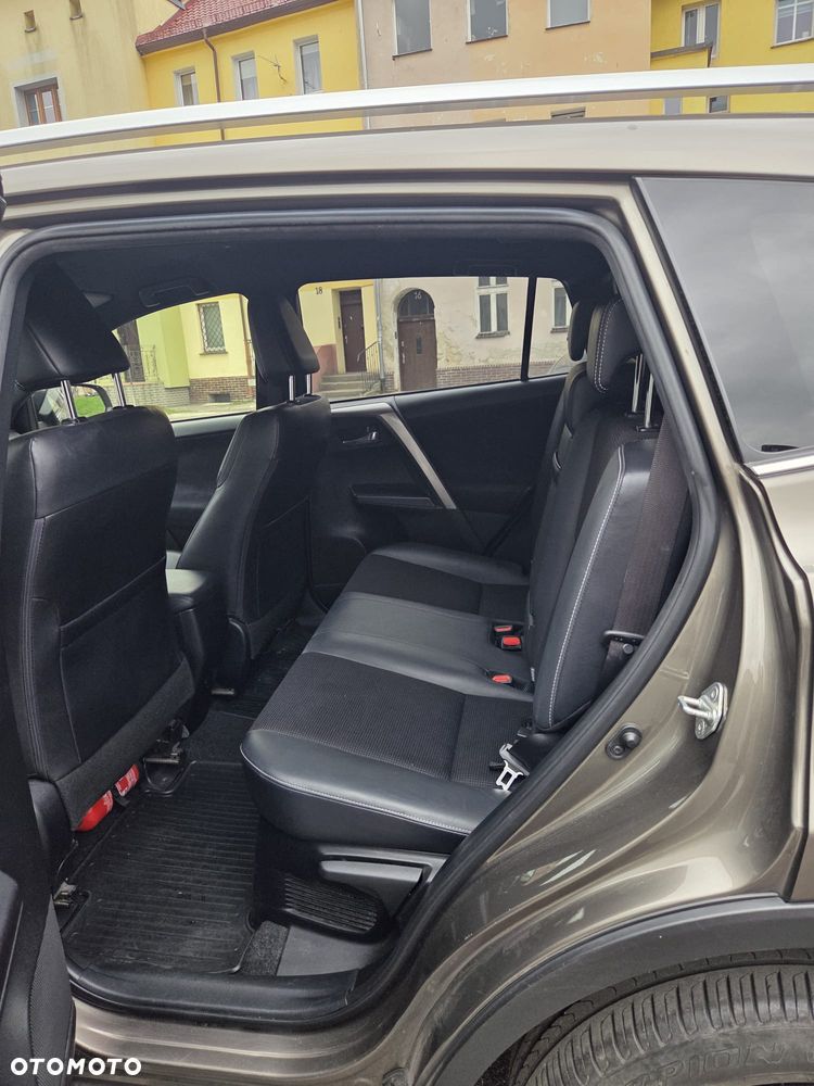 Toyota RAV4 Hybrid Prestige 4x4 - 6