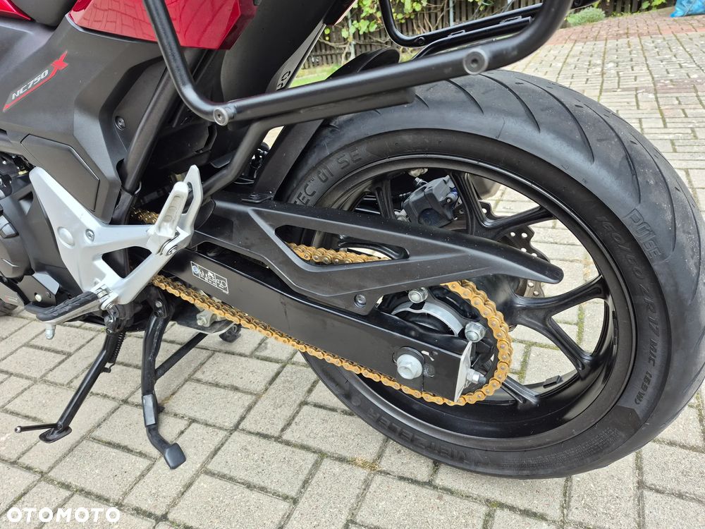 Honda NC - 17