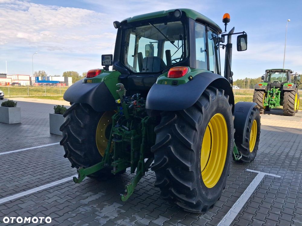 John Deere 6630 - 8