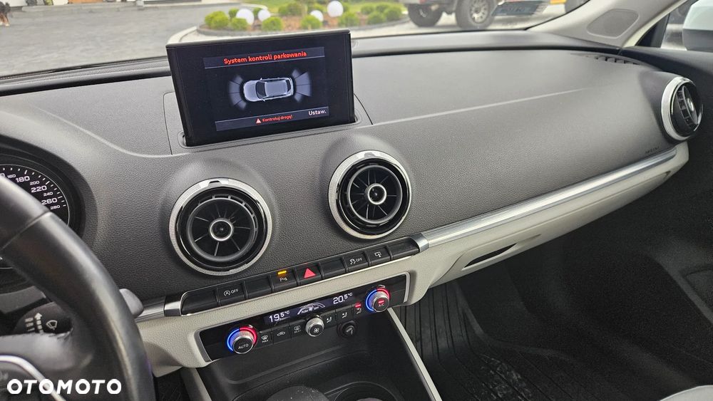 Audi A3 Sportback - 8