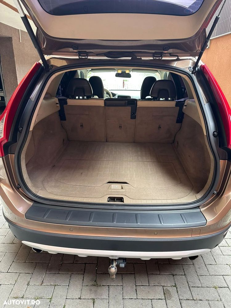 Volvo XC 60 D3 AWD Kinetic - 9