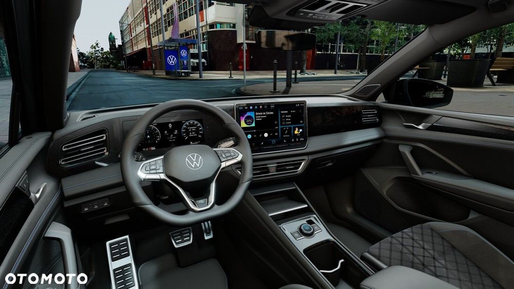 Volkswagen Tiguan - 11
