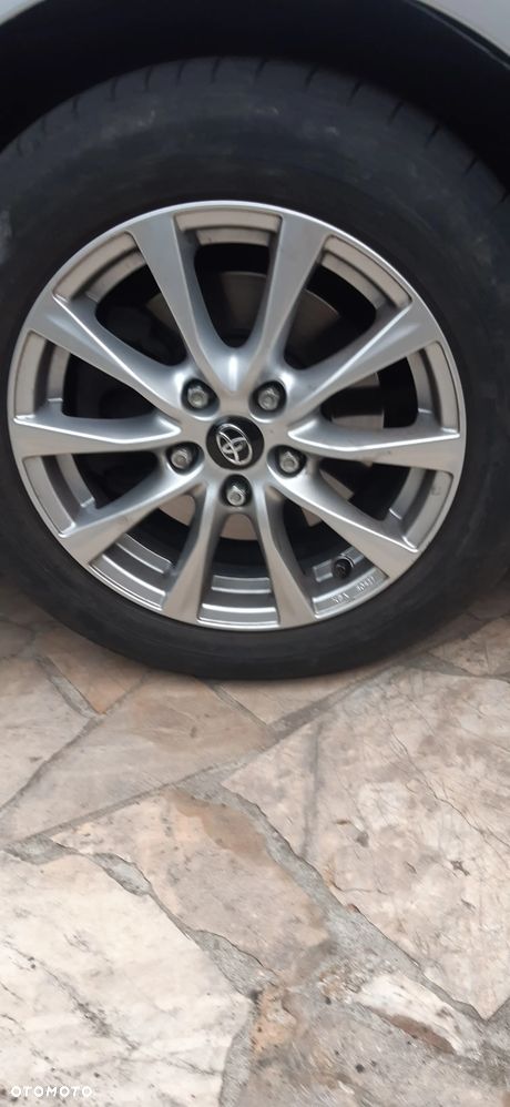 Toyota Avensis 1.6 D-4D Active - 5