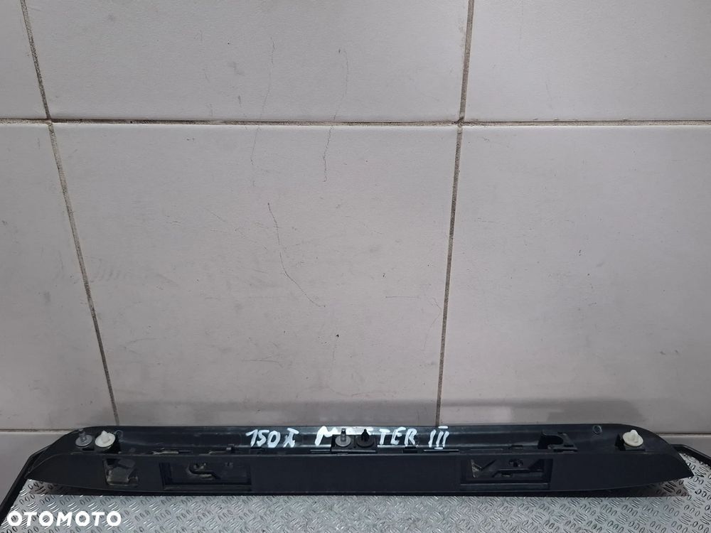Blenda listwa drzwi tył Renault Master III 2010-2019 pod kamere nr 265120001R - 5