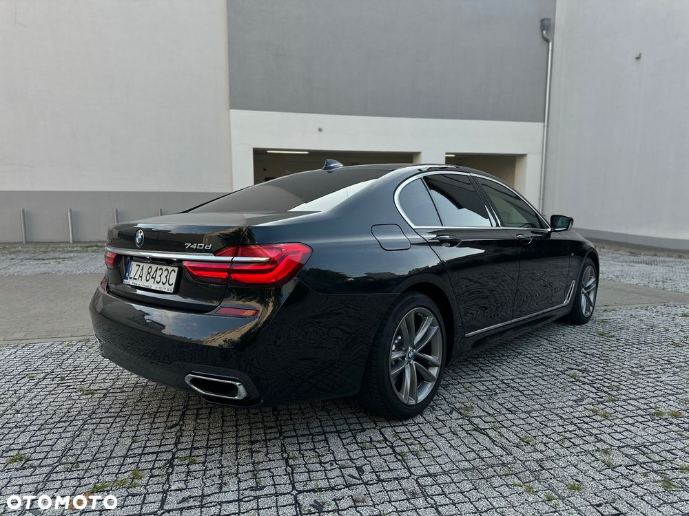BMW Seria 7 740d xDrive - 8