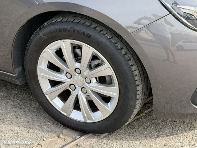 Peugeot 308 SW 1.5 BlueHDi Style - 14