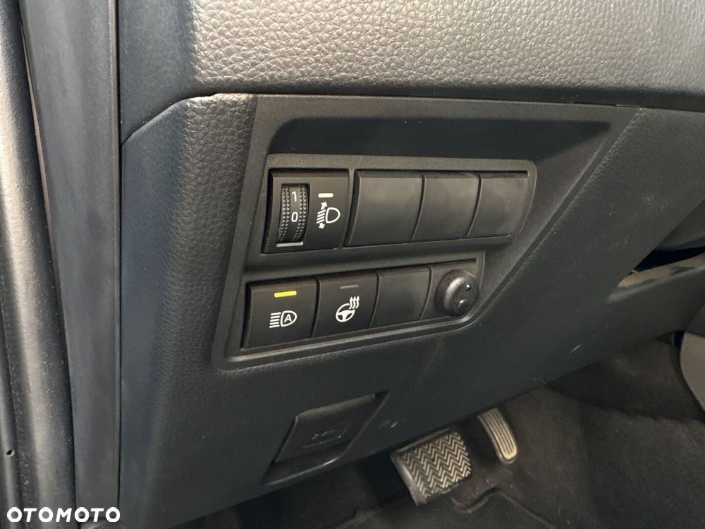 Toyota Yaris Hybrid 1.5 Style - 19