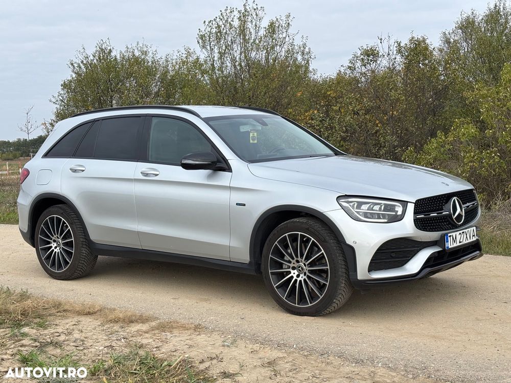 Mercedes-Benz GLC 300 e 4MATIC - 16