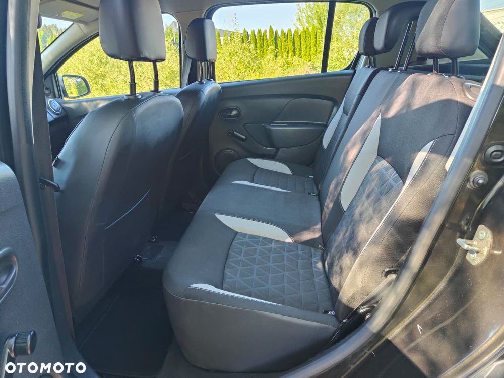 Dacia Sandero dCi 90 Laureate - 16