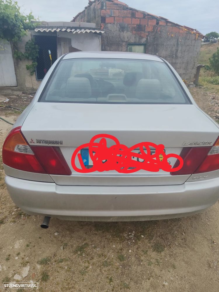 Mitsubishi Lancer 1.3 GLX - 2