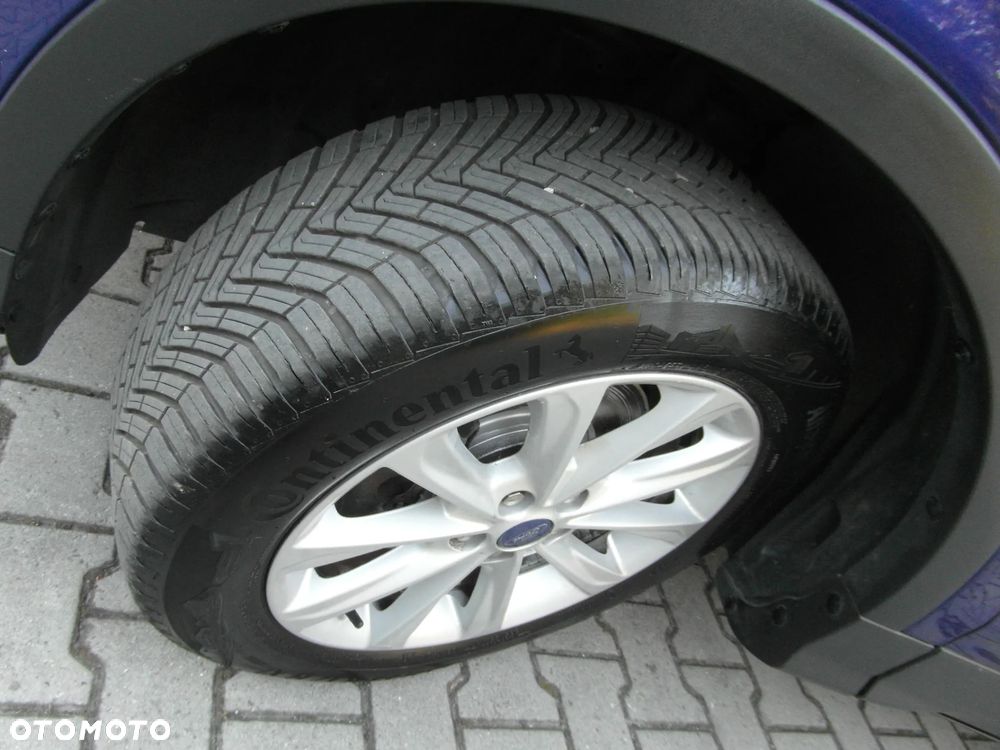 Ford Kuga 2.0 TDCi 2x4 Titanium - 33