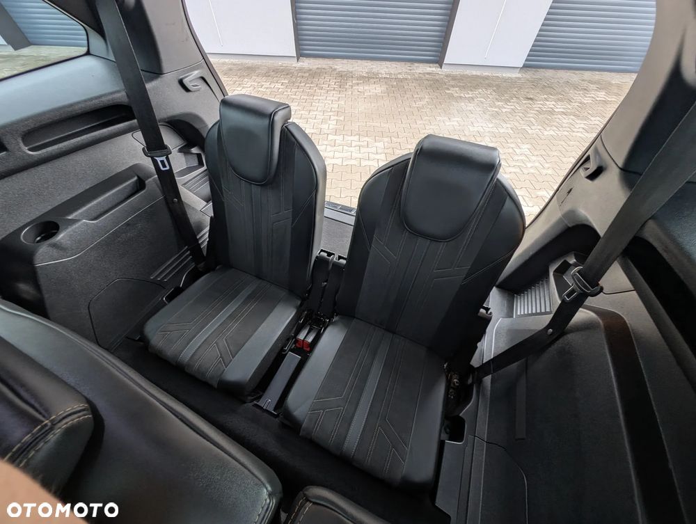 Peugeot 5008 BlueHDi 180 EAT8 GT Pack - 39