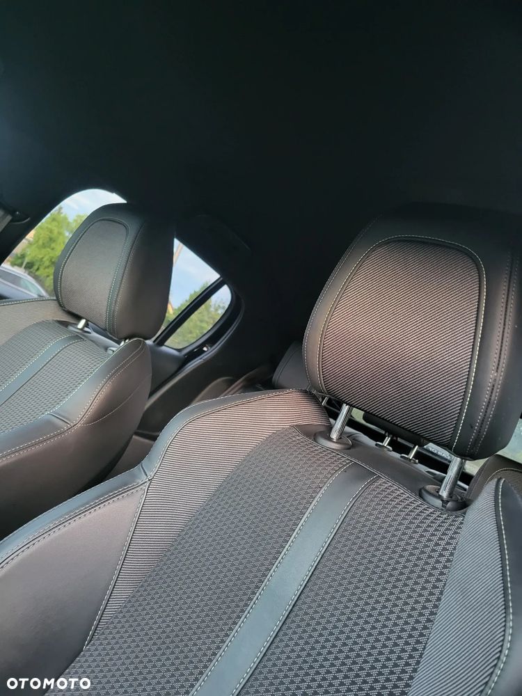Peugeot 208 PureTech 130 EAT8 GT - 27