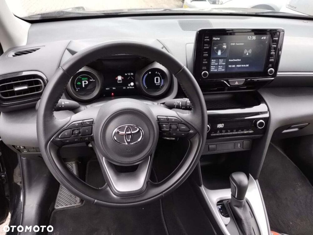 Toyota Yaris - 6