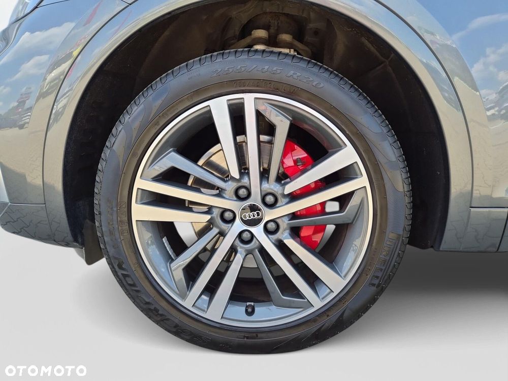 Audi Q5 Sportback - 28