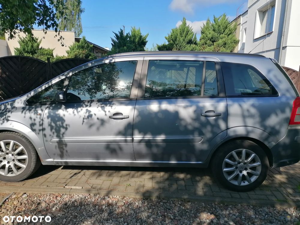 Opel Zafira 1.7 CDTI - 4