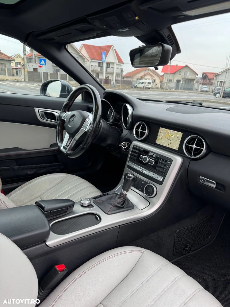 Mercedes-Benz SLK - 12