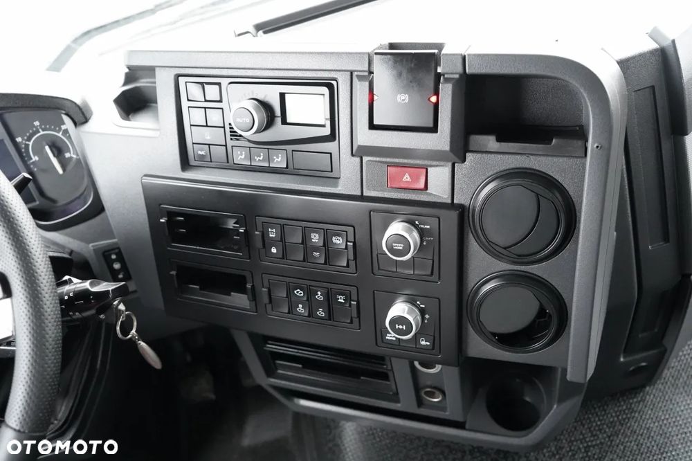 Renault C 380 / 8X4 / BETONOMIESZARKA / GRUSZKA / SCHWING STETTER  9 M3 / EURO 6 - 32