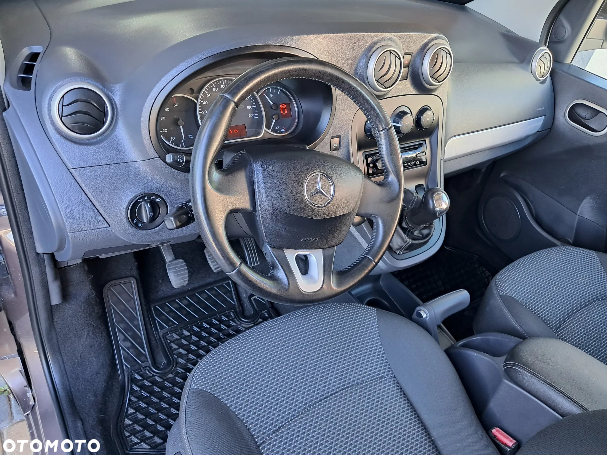 Mercedes-Benz Citan - 17
