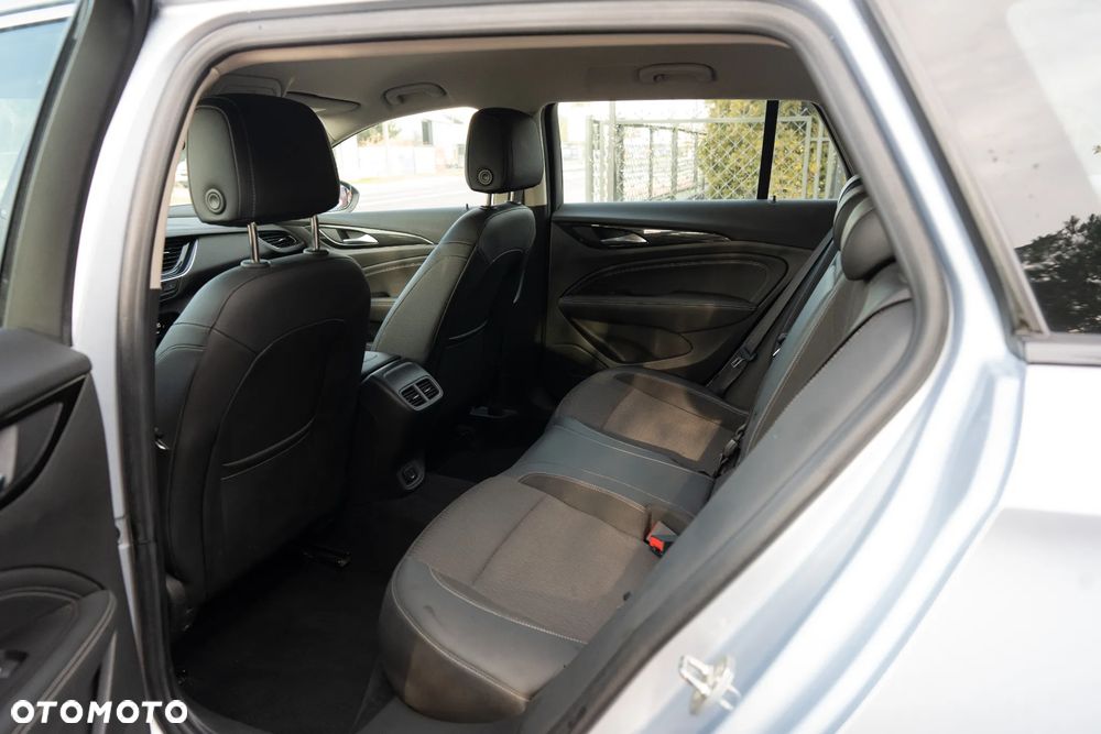 Opel Insignia 1.5 T Innovation S&S - 11