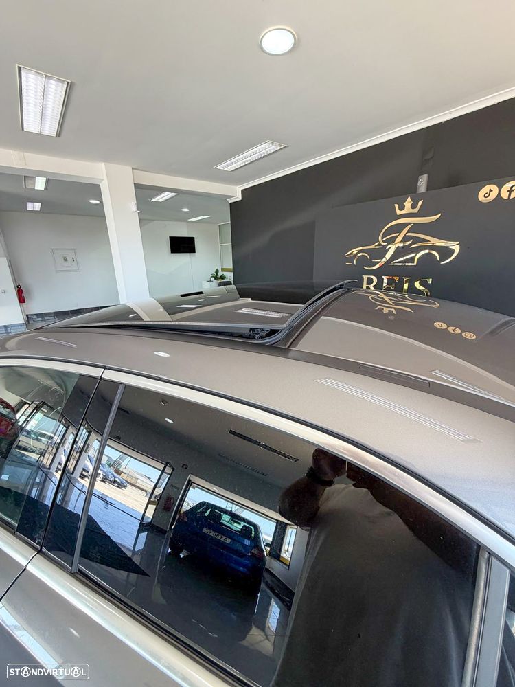 Mercedes-Benz A 250 Limousine e 8G-DCT AMG Line - 13
