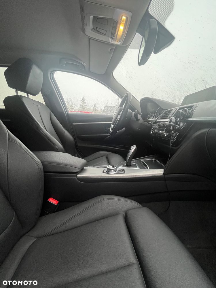 BMW Seria 3 318i Sport Line - 6