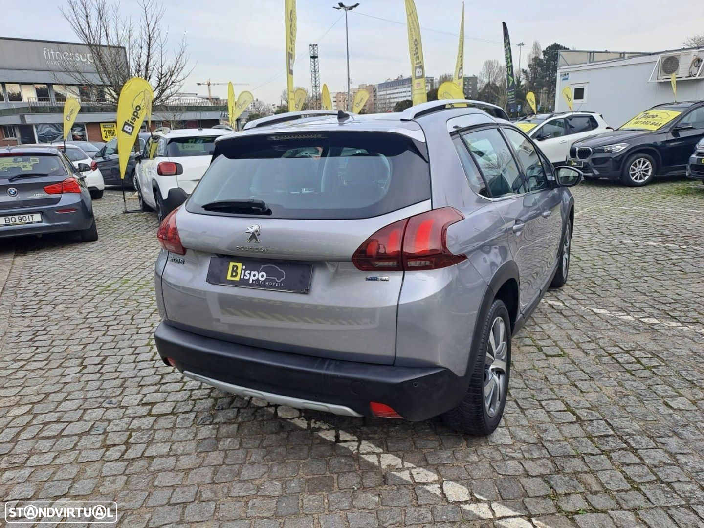 Peugeot 2008 1.2 PureTech Allure - 8