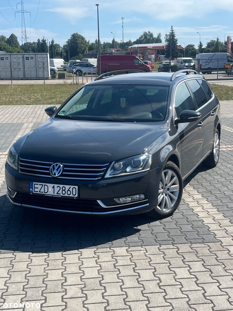 Volkswagen Passat 2.0 TDI DPF Trendline DSG - 1