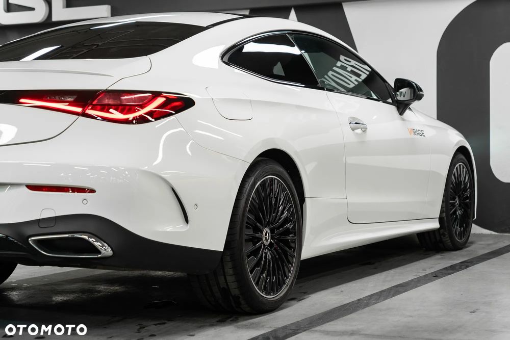 Mercedes-Benz CLE 300 mHEV 4-Matic AMG Line - 18