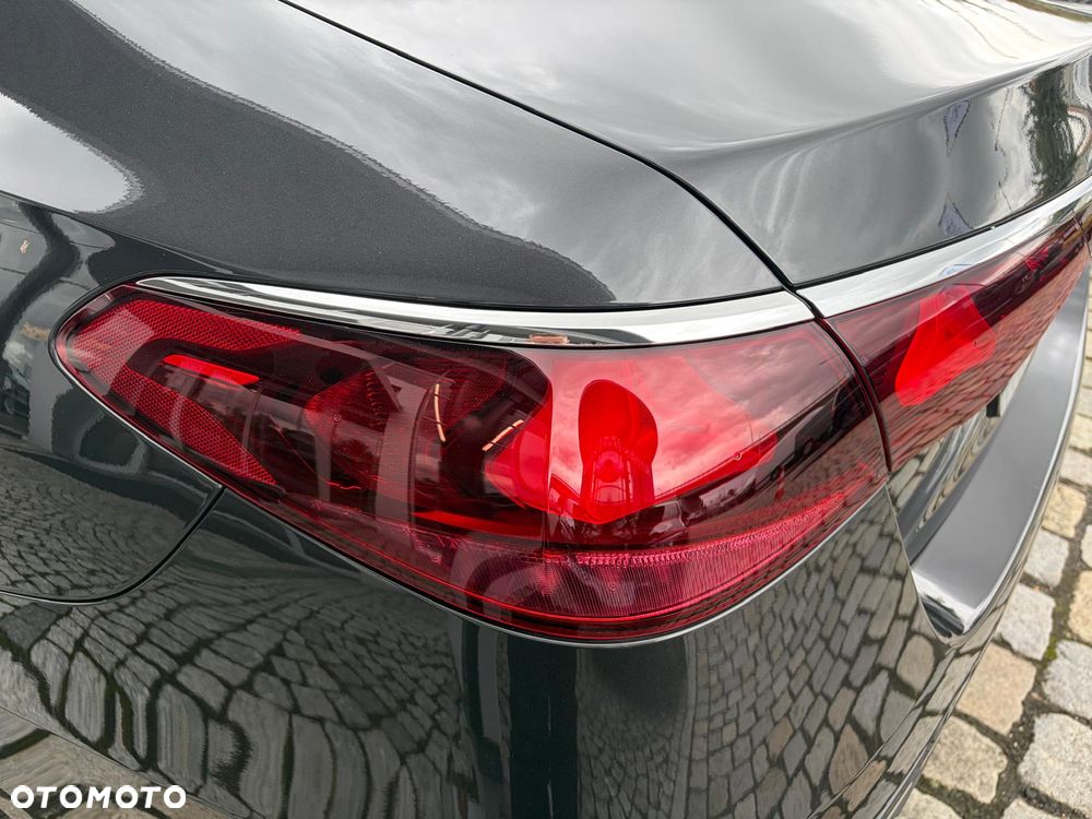 Mercedes-Benz Klasa E 220 d mHEV 4-Matic Exclusive 9G-Tronic - 11