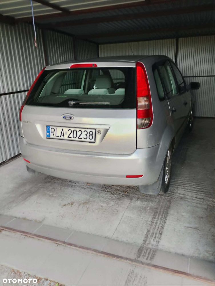 Ford Fiesta - 7