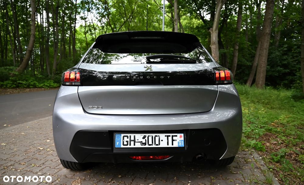 Peugeot 208 - 2