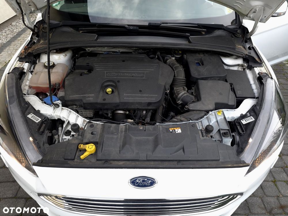 Ford Focus 2.0 TDCi Titanium ASS - 34