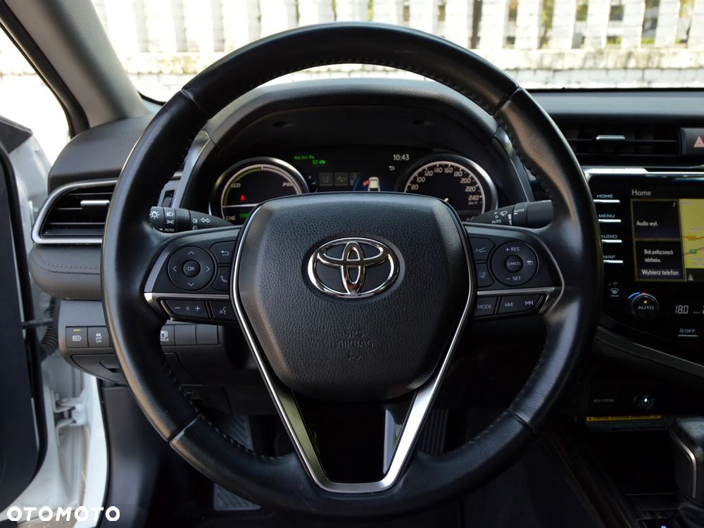 Toyota Camry 2.5 Hybrid Executive CVT - 15