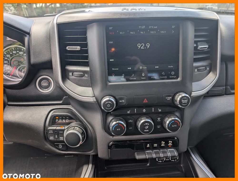RAM 1500 Crew Cab Shortbed Bighorn - 21