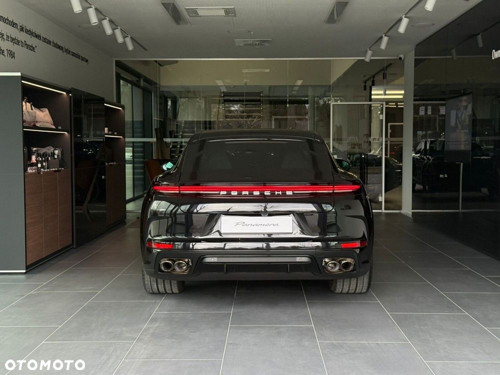 Porsche Panamera - 5