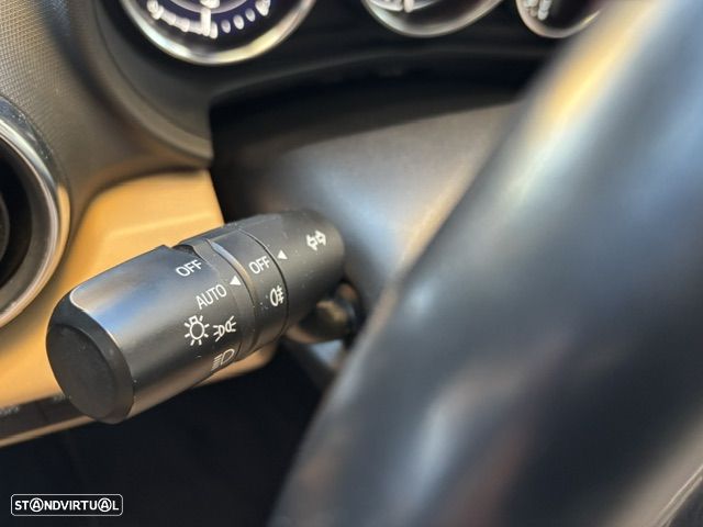 Mazda MX-5 1.5 RF Sky-G Excellence Navi - 29