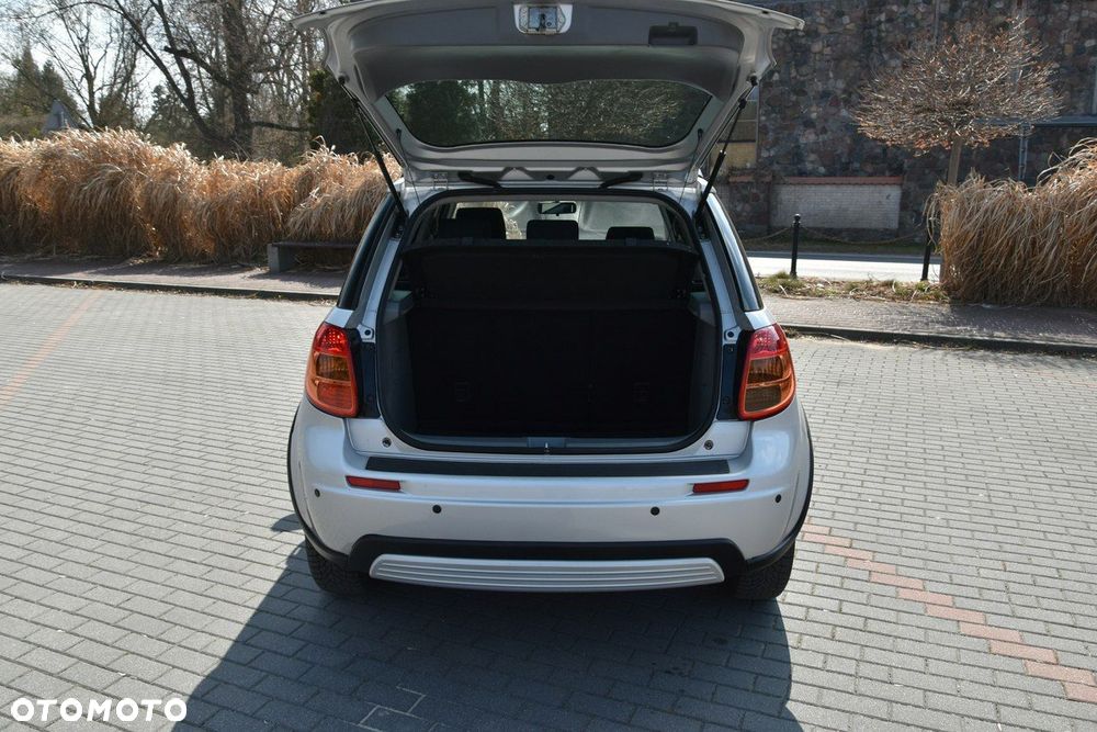 Suzuki SX4 - 24