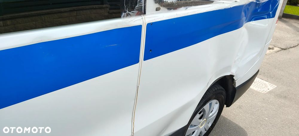 Renault Trafic 2.0 dCi - 14