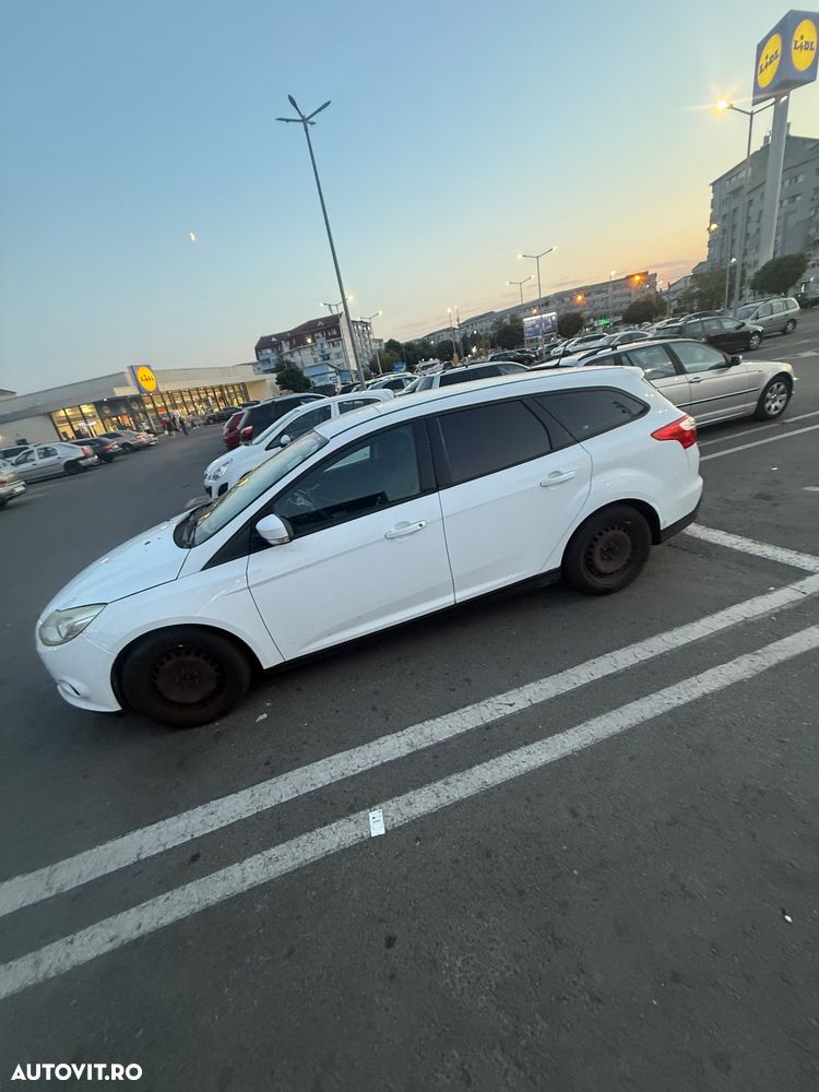 Ford Focus - 2