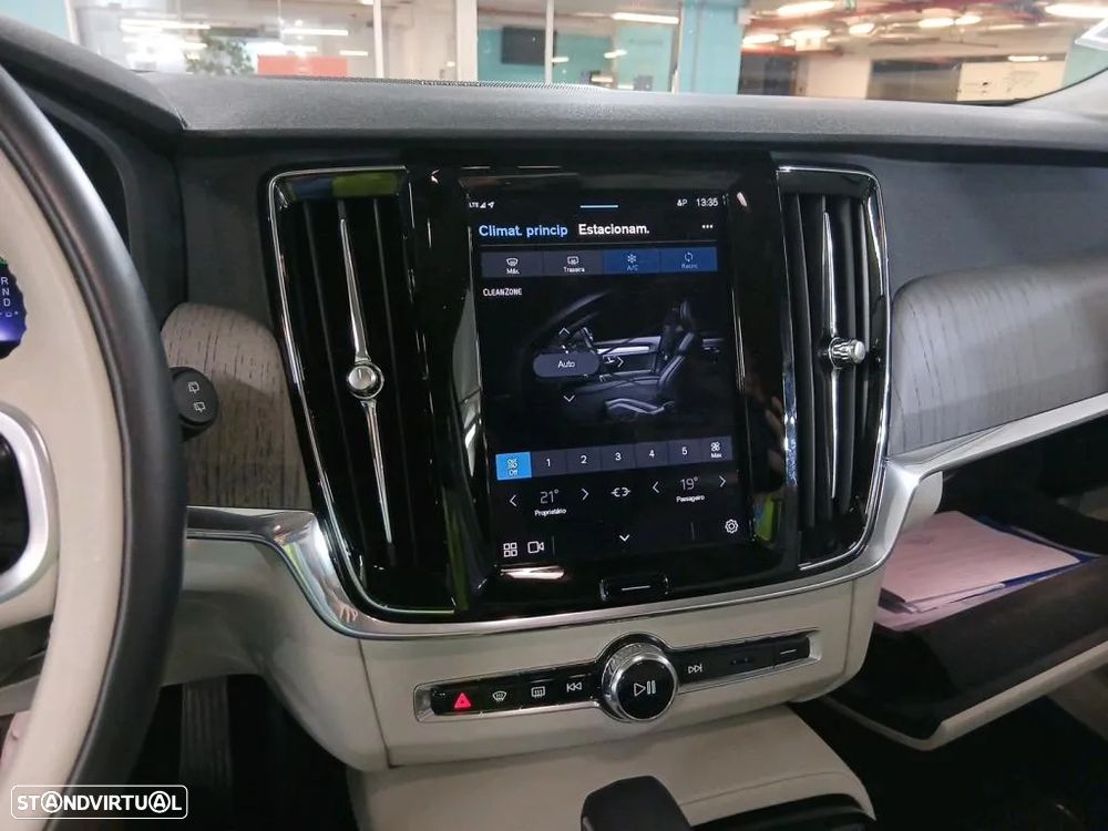 Volvo V90 2.0 T6 PHEV Core AWD - 7