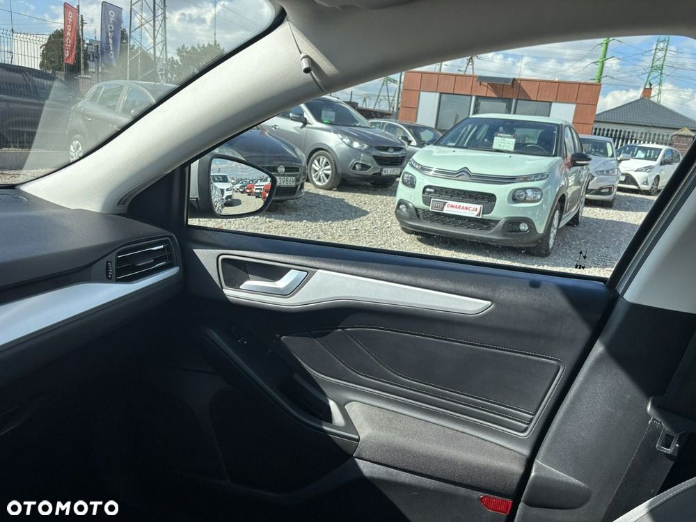 Ford Focus - 28