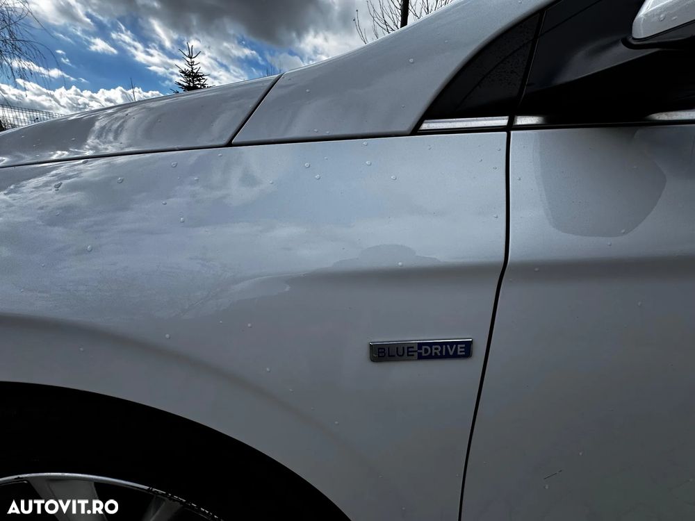 Hyundai IONIQ 1.6 GDI Premium - 17