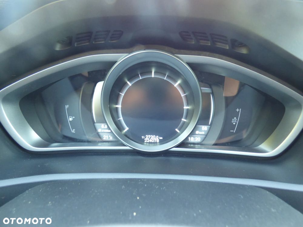 Volvo V40 D2 You - 5
